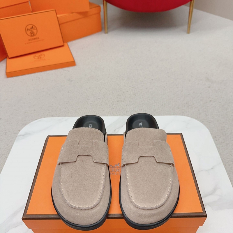 H**mes slippers